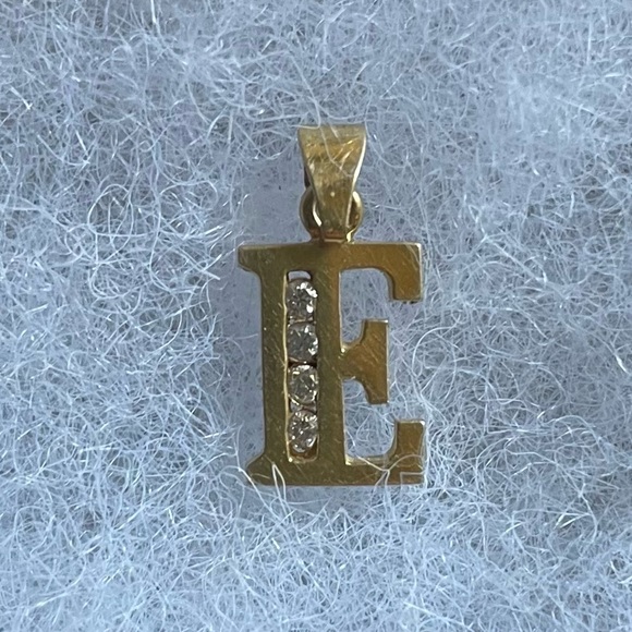 14K Gold and Diamond E Pendant - Picture 3 of 3